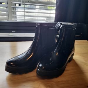Black Rubber boots